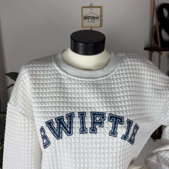 Swiftie Long Sleeve Quilted Tee - Picture 2 of 6